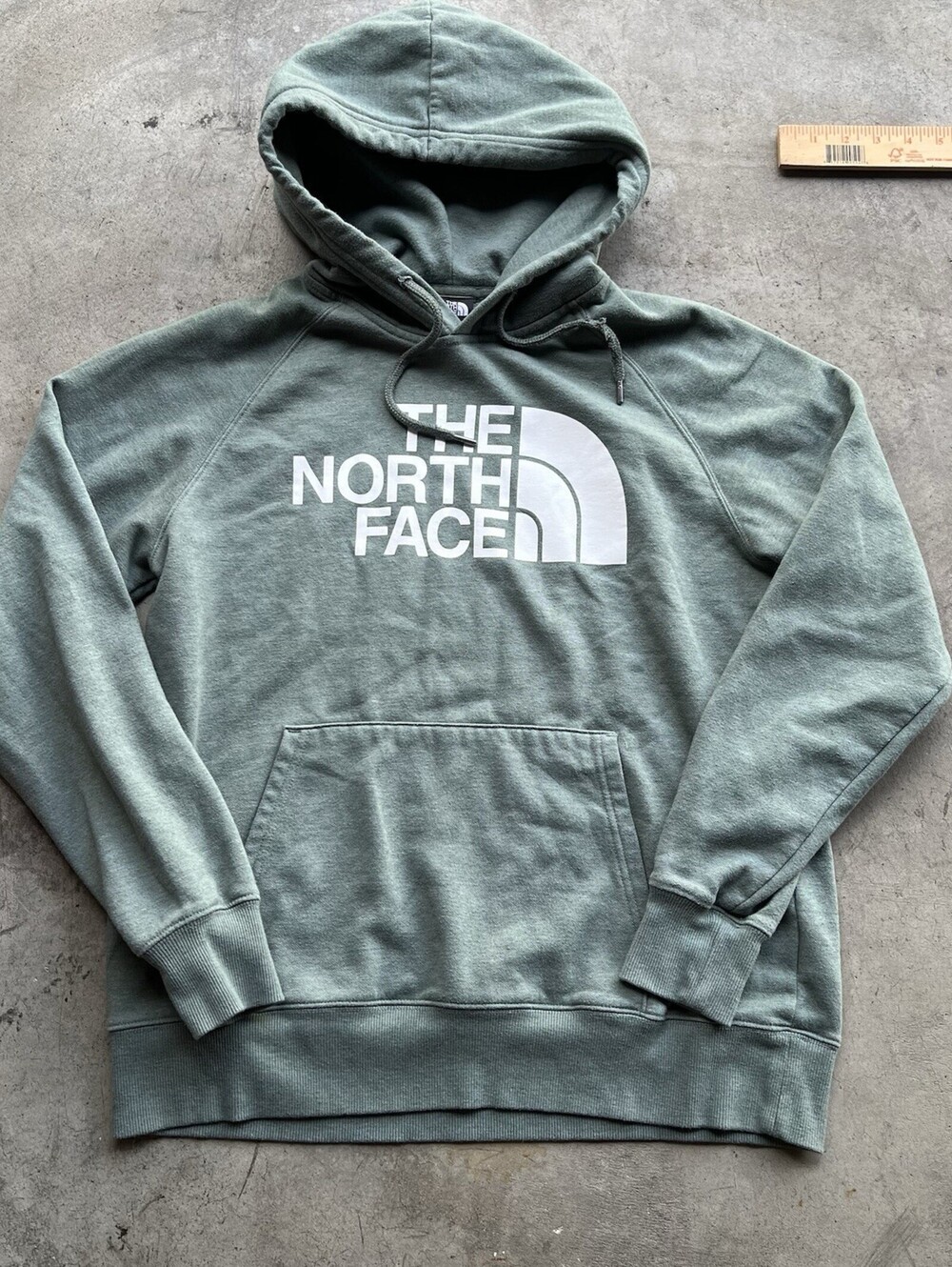 The North Face Womens ~Medium-Sage Green Hoodie Pullover